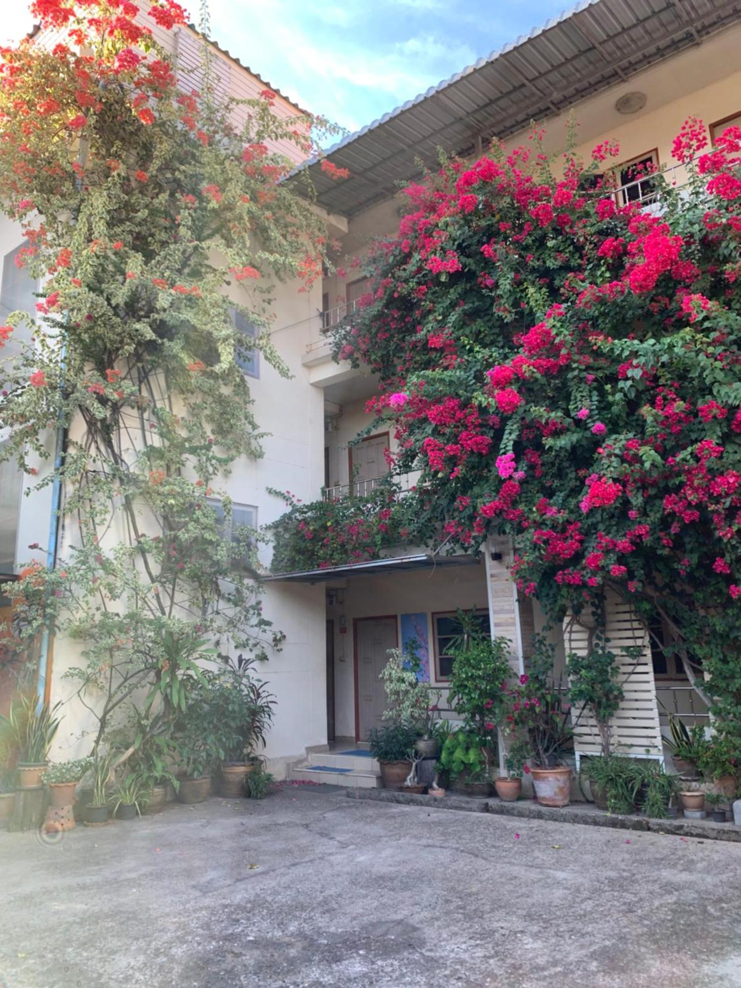 Pikul Apartment Hotel Nongkhaj Kültér fotó